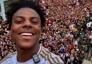 (ВИДЕО) Не успеа да го стигне – Уште еден бизарен потфат од IShowSpeed, се тркал со гепард