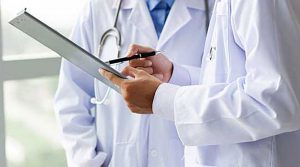 Лекари советуваат на положување на крстот да учествуваат здрави индивидуи