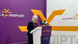 АА обвинува: Новата систематизација на МВР ги загрозува Струга, Дебар и Кичево