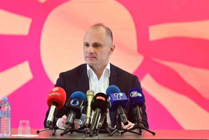 ФИЛИПЧЕ: СДСМ подготвува закон со кој ќе бара минимална плата од 600 евра за работниците и замрзнување на функционерските плати