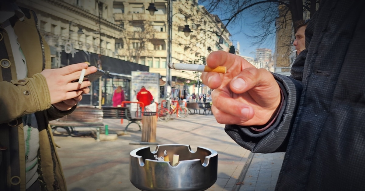 Забрането пушење во автомобил со дете и на поткаст. Какви други рестрикции носи новиот закон?