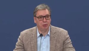 Србија повторно воведува задолжителен воен рок