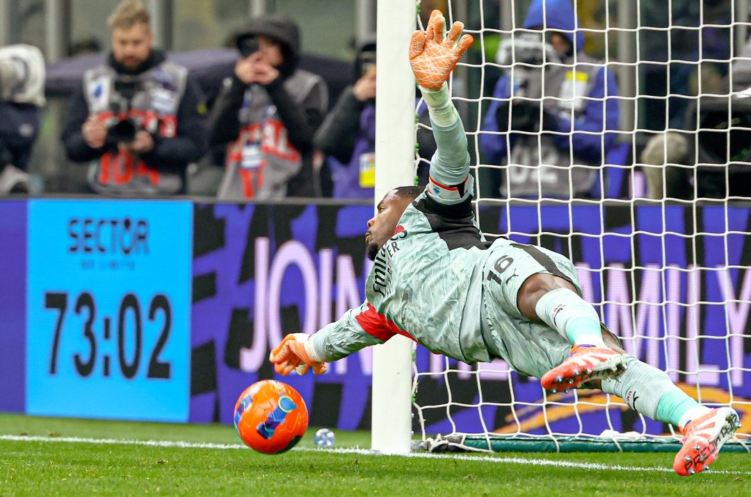 Мајк Мењан останува во Милан до 2031 година