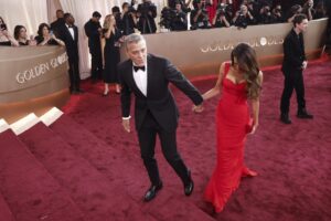 (Фото/Видео) Никој не е толку женствен и елегантен како Амал