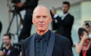 (ФОТО) Признание од Харвард – Легендарниот Мајкл Китон прогласен за човек на годината на „Hasty Pudding Theatricals“