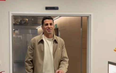 Кансело ги помина медицинските прегледи и потпиша за Барселона!