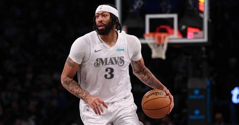 Ентони Дејвис избегна операција, но го чека подолга пауза