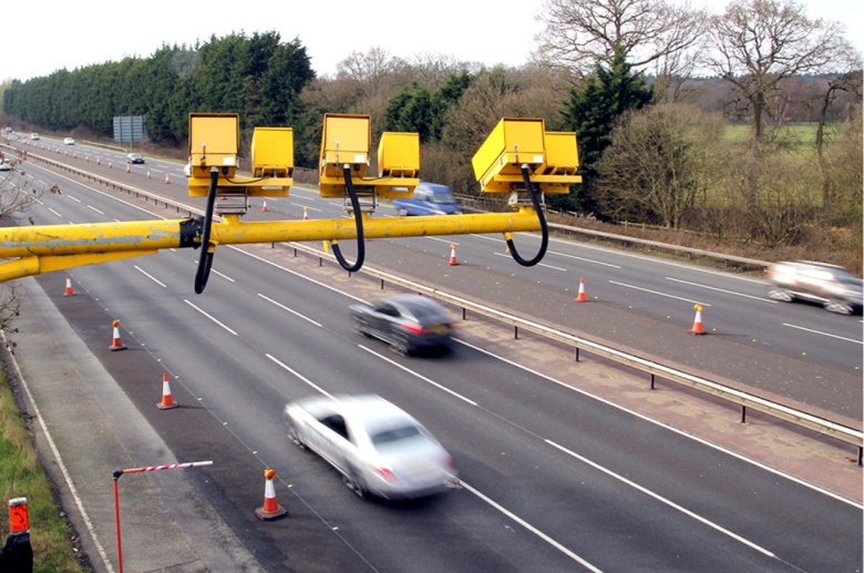 Илјадници Британци добиле погрешни казни за пребрзо возење