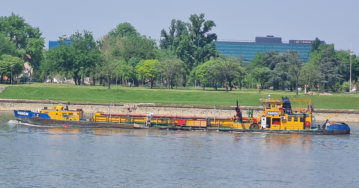 ТРГОВСКИОТ СУФИЦИТ НА КИНА ПОСТОЈАНО РАСТЕ, трговскиот дисбаланс предизвикува загриженост во ЕУ