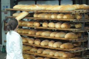 Зголемувањето на цената на електричната енергија во Македонија ги зголемува и цените на производите во пекарниците