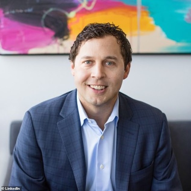 Гневни жители на Мисури: „Години по легализацијата, градот смрди на КАНАБИС и никој не може да избега од тоа. Веќе не можеме да дишиме!“