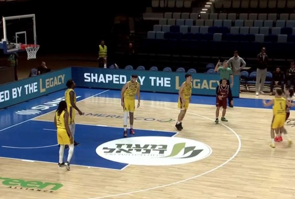 Циркуз на меч од Лига на шампиони: Играа два на пет, мечот траеше само седум минути (Видео)