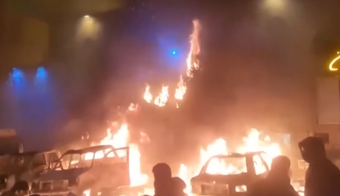 Трамп: САД се подготвени да им помогнат на демонстрантите во Иран