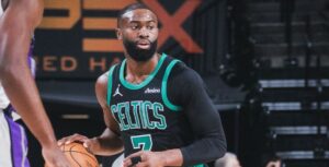 Браун со 50 поени ги уништи Клиперс, Хјустон стравува поради повредата на Шенгун (ВИДЕО)