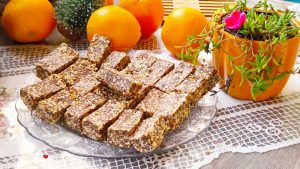 (ВИДЕО) ПОСНО И БЕЗ ПЕЧЕЊЕ: Чоколадни коцки со сусам, ореви и цимет!