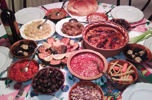 Колку ќе чини бадниковата трпеза?