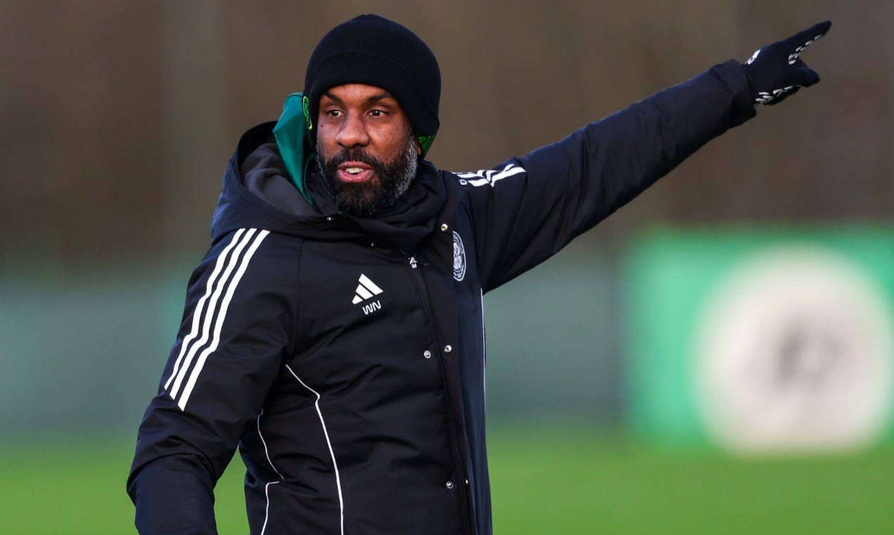 Eден од најголемите клубови на Островот го отпушти тренерот по 33 дена!