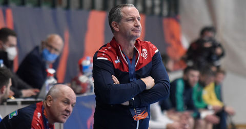 Екс-македонски репрезентативец прв кандидат да го наследи Матиќ во Војводина