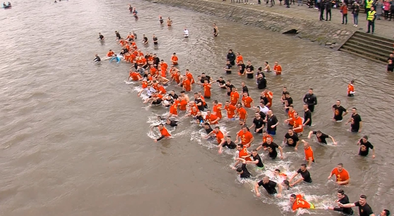 Над 140 лица заинтересирани за скокање по светиот крст – манифестацијата утре почнува во 9 часот