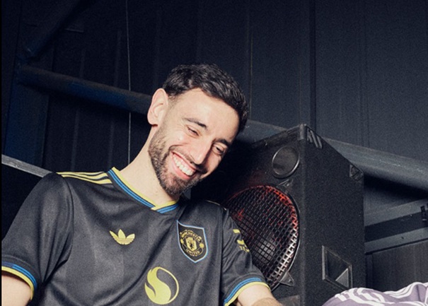 Фернандеш ќе остане во Манчестер, но само ако стана најплатен фудбалер во клупската историја!