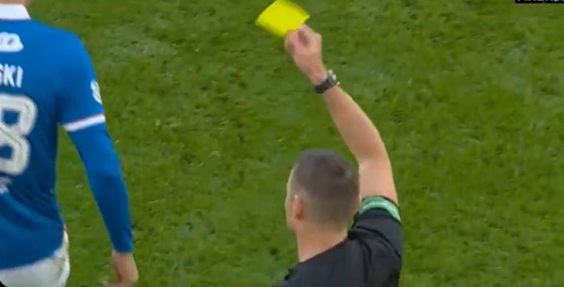 Миовски во Олд Фирм дербито го доби најбрзиот жолт картон во Шкотска оваа сезона! (ВИДЕО)