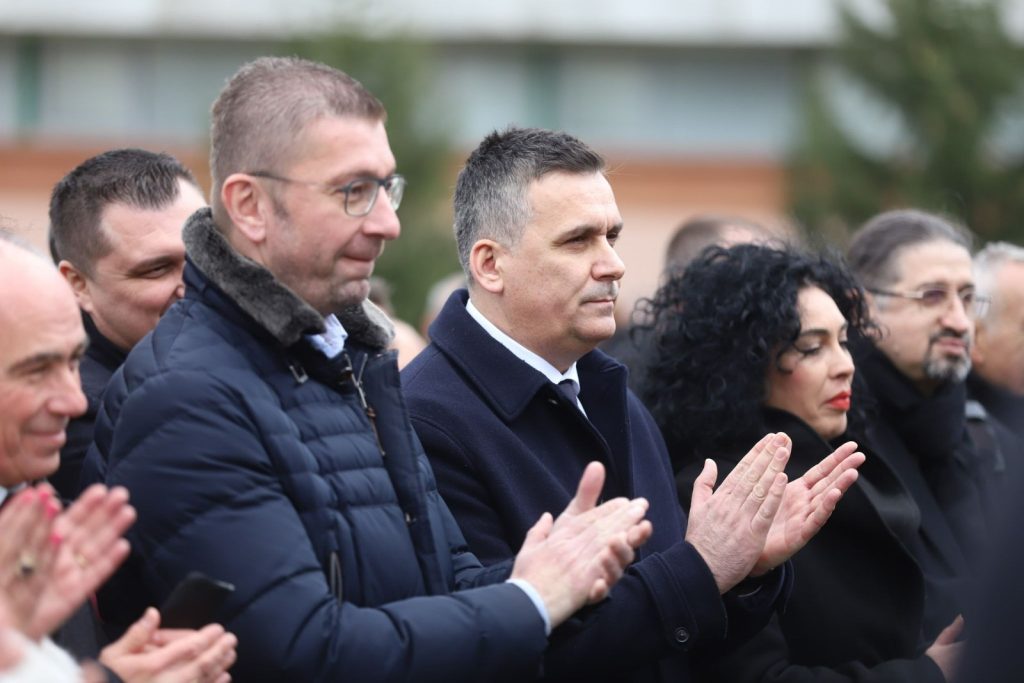 Хоџа: Со инвестиција од 11 милиони евра, доделуваме опрема за селекција на отпад на 18 општини во Пелагонија и Југозападниот регион