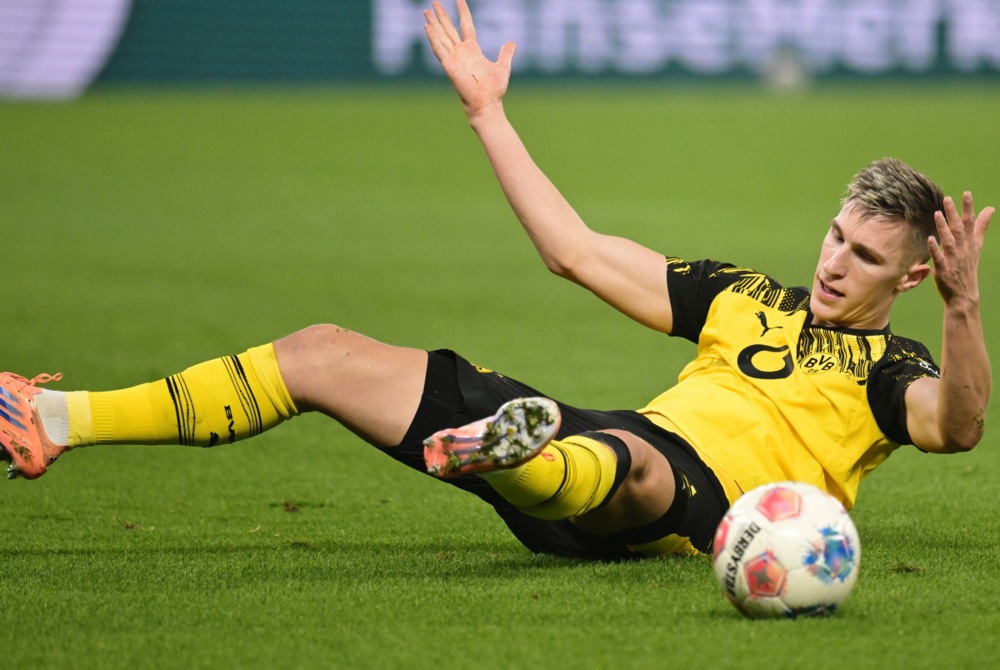 Перез збудалел – нуди пет ѕвезди на Реал Мадрид за дефанзивец на Борусија Дортмунд!