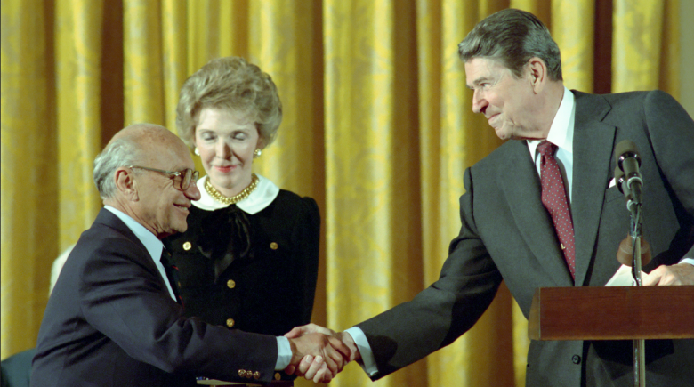 Имиграцијата е добра додека е илегална