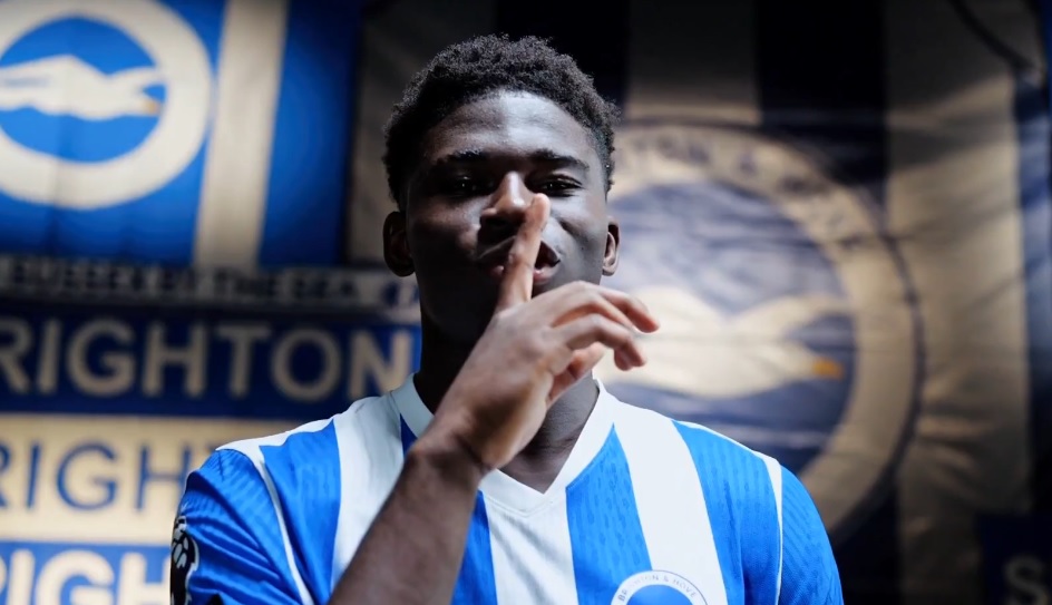 Манчестер Јунајтед ќе направи нов обид за Карлос Балеба