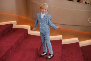 (ВИДЕО) Глуми во „All Her Fault” – Најслатката ѕвезда на црвениот тепих на Златните глобуси беше шестгодишниот Дјук МекКлауд