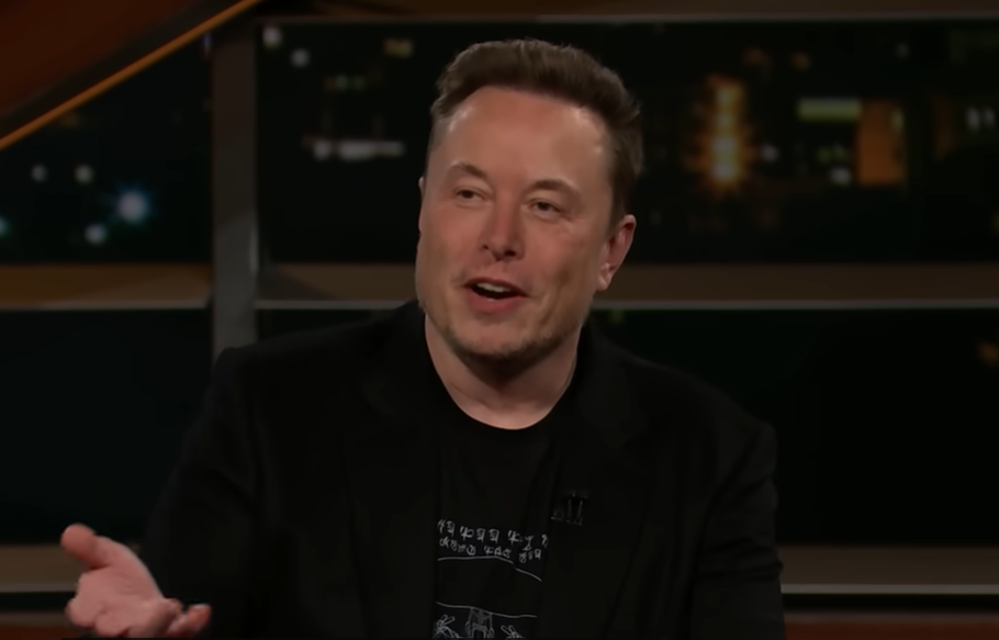 И МАСК РАЗМЕНУВАЛ ПОРАКИ СО ЕПСТИН: Се јави со реакција