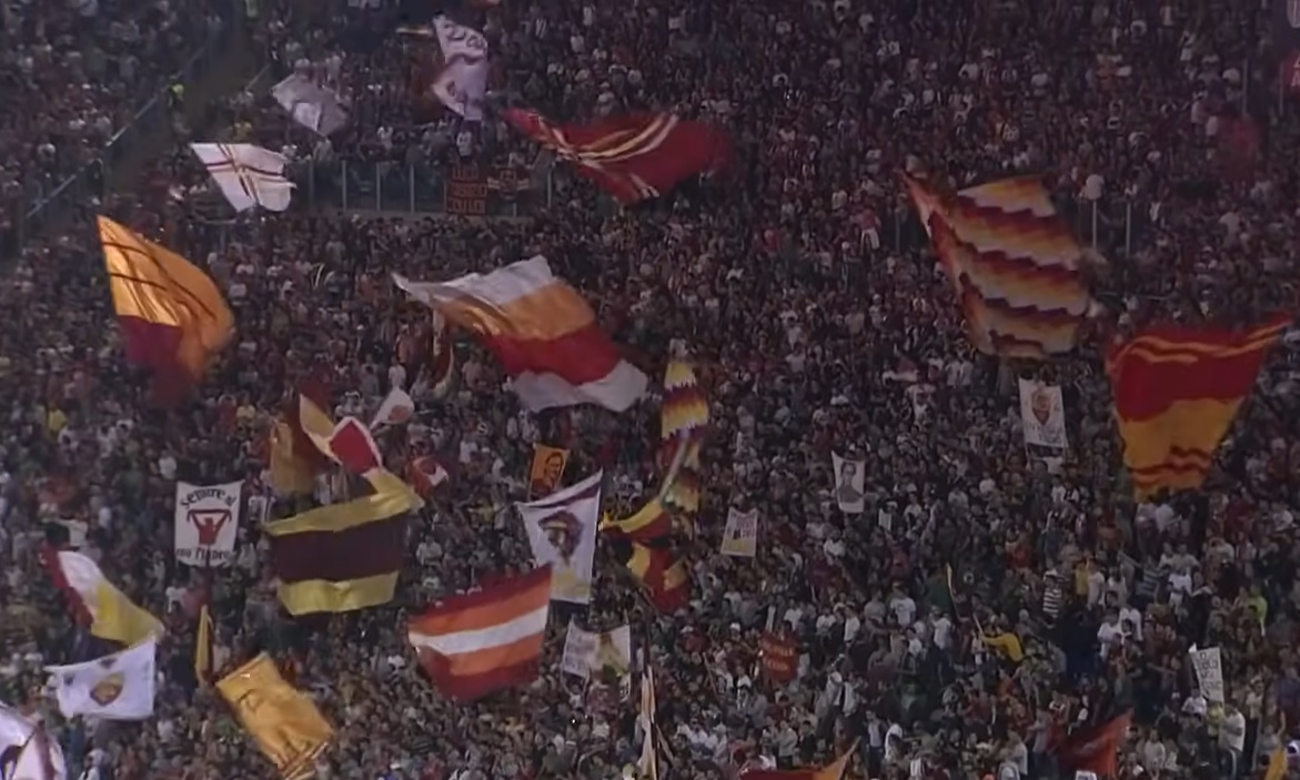 Навивачи на два италијански гиганта не смеат на гостувања до крај на сезоната!