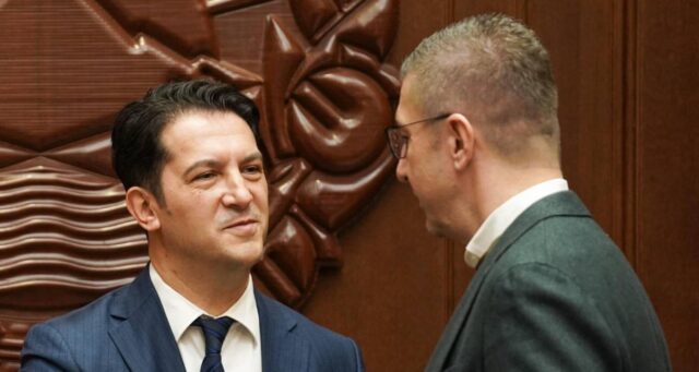 Сали оди во Давос, ќе зборува на панел за климатски промени