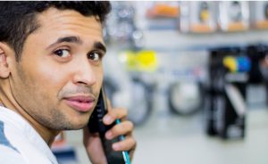 ВО ОВАА ЕВРОПСКА ЗЕМЈА НЕ СЕ ТОЛЕРИРА БУЧАВАТА ВО ЈАВНИОТ ПРЕВОЗ ! Патникот платил казна од 200 евра затоа што зборувал премногу гласно на телефон