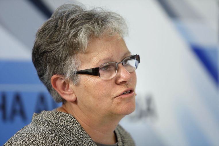 „ПЛАТИТЕ НА ФУНКЦИОНЕРИТЕ ДА СЕ ПРЕСМЕТУВААТ ВРЗ ОСНОВА НА МИНИМАЛНАТА ПЛАТА“: Најчевска со предлог за раст на минималецот