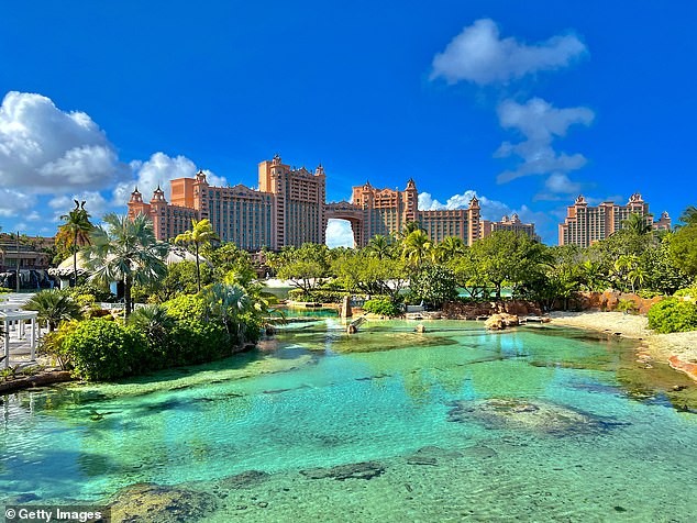 Карибите не се рај: Американските туристки преживуваат кошмар, силувања и криминал во посакуваните дестинации