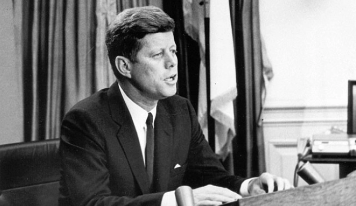 Џон Ф. Кенеди не бил убиен од неговиот возач