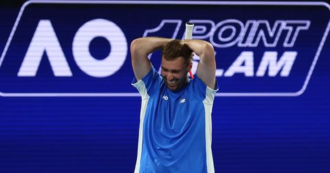 Аматер на бизарен турнир ги победи најдобрите во светот и инкасира 576.000 евра!