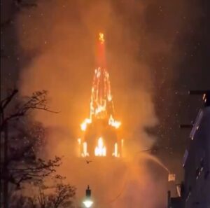 ВИДЕО: Пожар проголта симбол на Амстердам