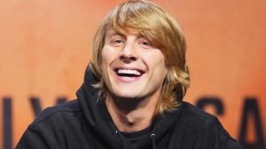 Волкановски го поддржува Педи Пимблет против Џастин Гејџи на УФЦ 324