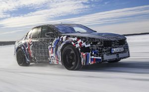 BMW полека но сигурно го најавува првиот електричен M-автомобил