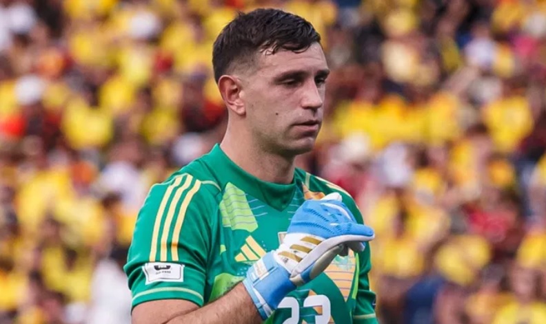 Интер го договори трансферот на Емилијано Мартинез