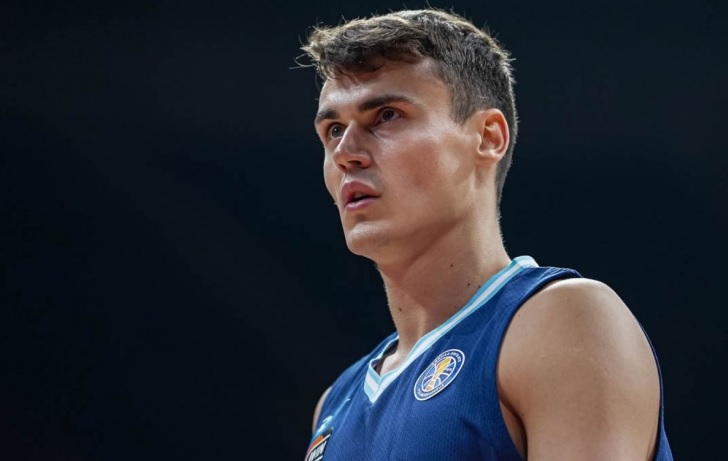 Ненад Димитријевиќ пред трансфер во Баерн Минхен