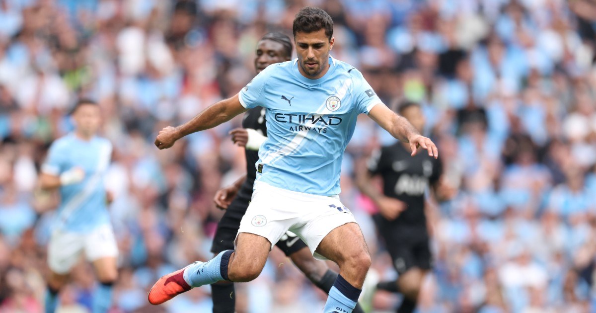 Одлични вести за Манчестер сити: Златната топка од 2024 година се враќа во игра!