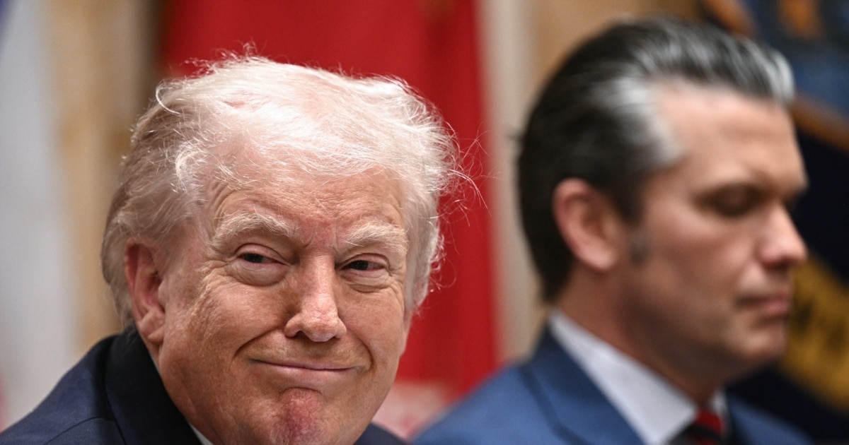 Трамп: Опасно е Велика Британија да соработува со Кина