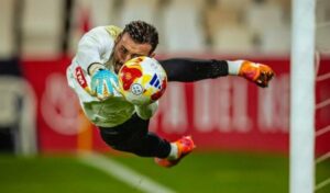 Холивудско сценарио: Столе ќе ја спасува Валенсија