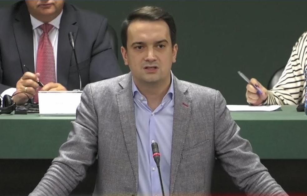 Нелоски: Татко ми е дел од фирмата што ја споменува СДСМ, но не учествува на државни тендери