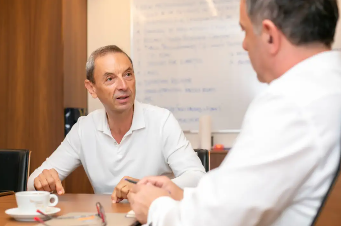 Кедев се повлекува од здравствениот совет на Алиу поради застој во работата на комисијата за непотребните операции на срце