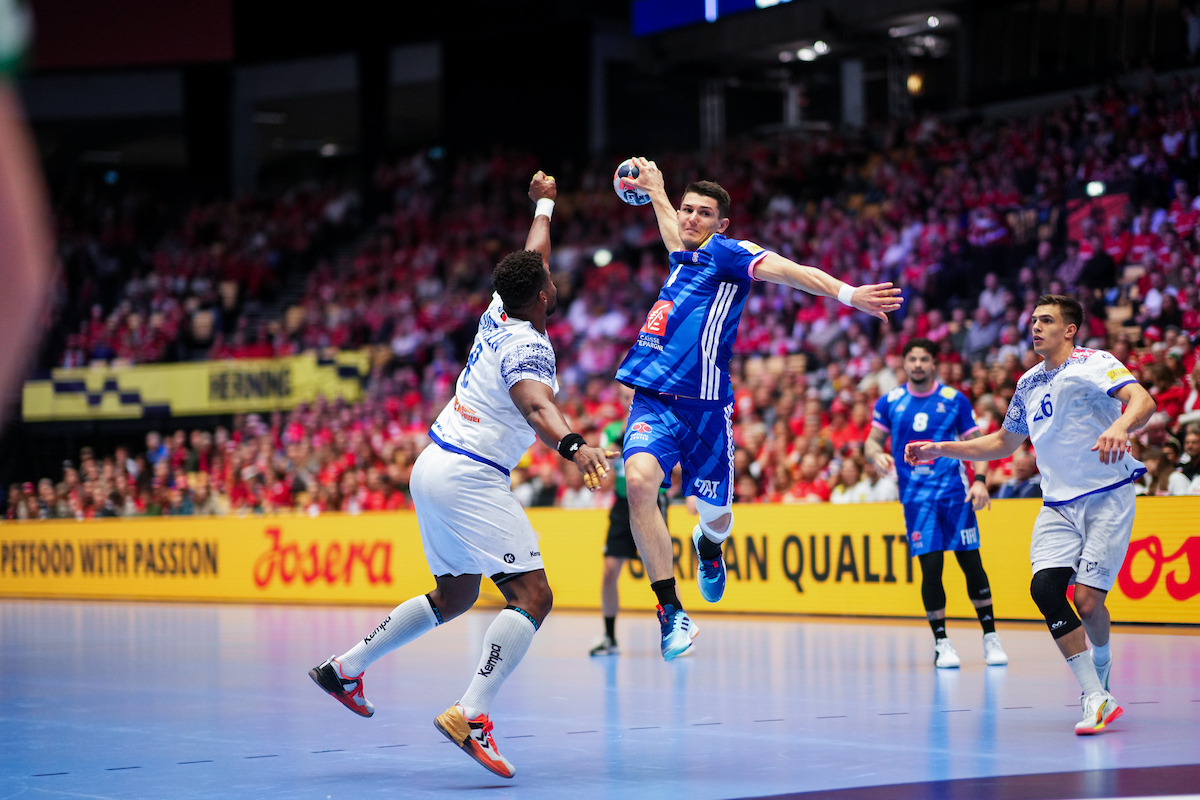 НЕВЕРОЈАТНО: Франција сруши рекорд на ЕП – даде 28 гола за едно полувреме!