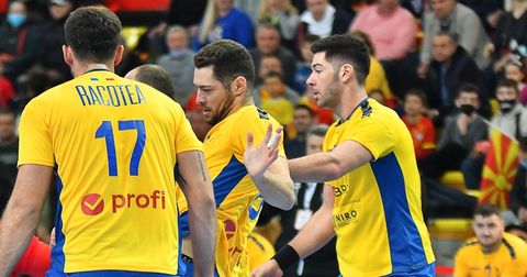 Станеску: Да останеме смирени и да се обидеме да ја победиме Македонија